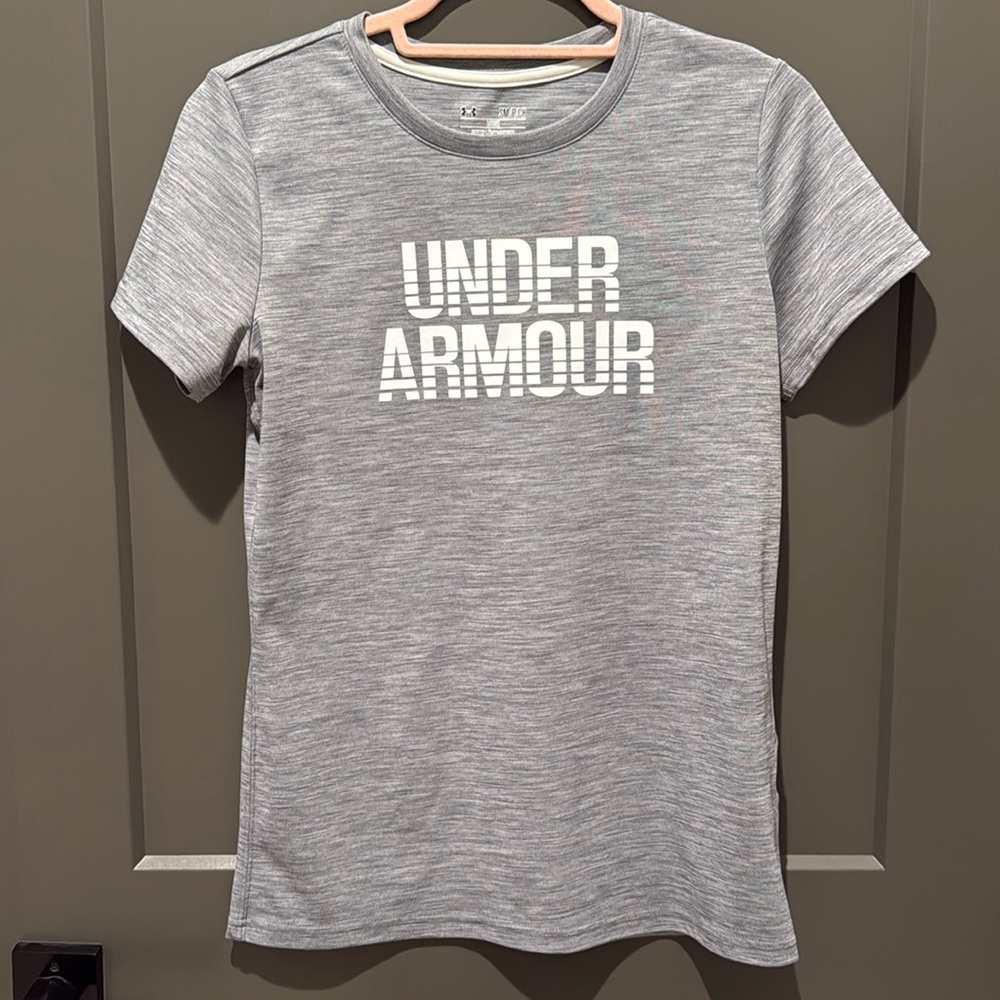 Under Armour T Shirt